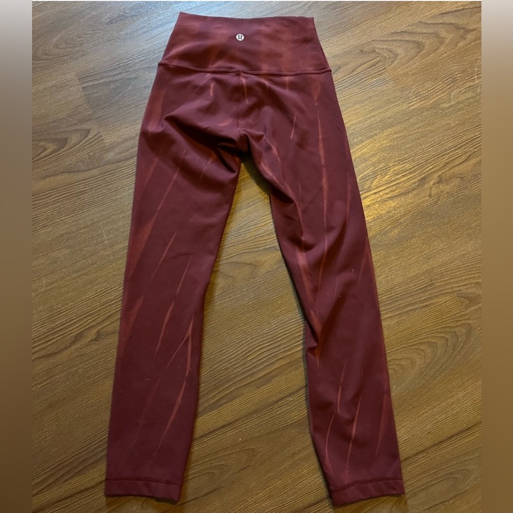 Lululemon red leggings size two perfect condition